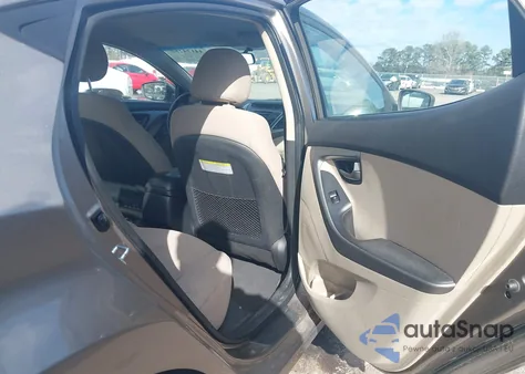 2016 Hyundai Elantra Se z USA, uszkodzony, nr VIN 5NPDH4AE1GH754582